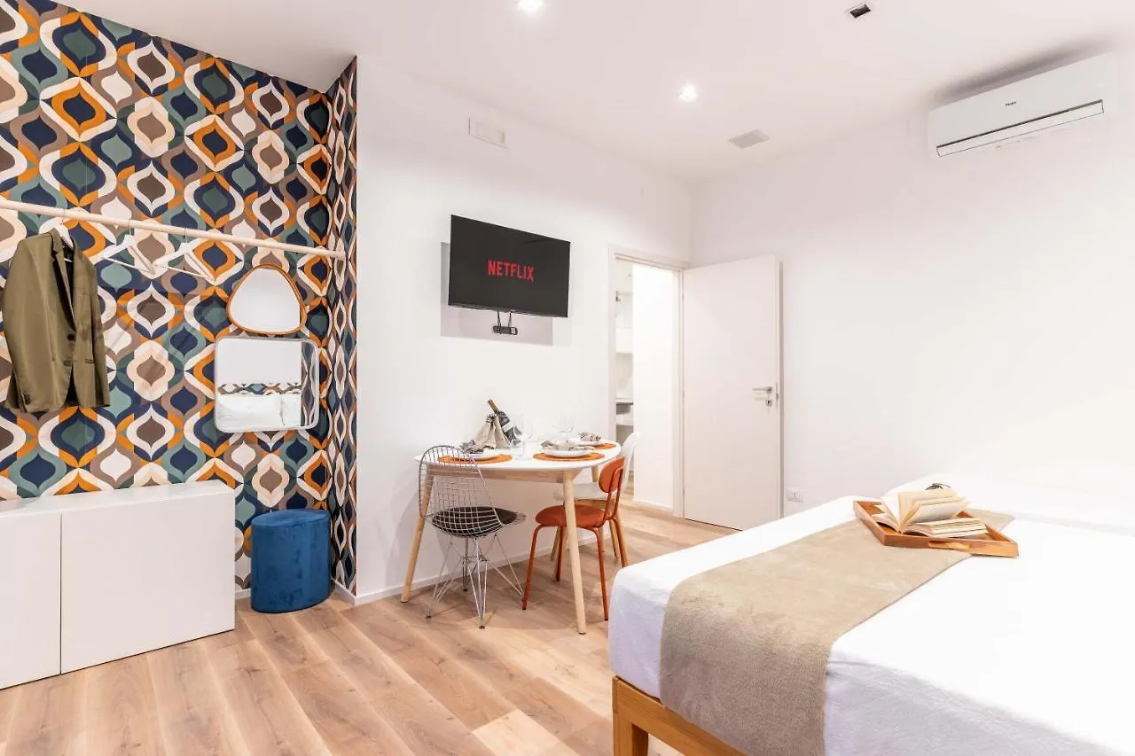 Quartierino Houses Bari 0*,